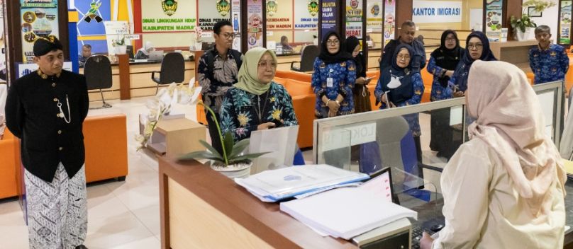 Monitoring dan Evaluasi Mal Pelayanan Publik Kabupaten Madiun oleh Pemerintah Provinsi Jawa Timur, Foto-2